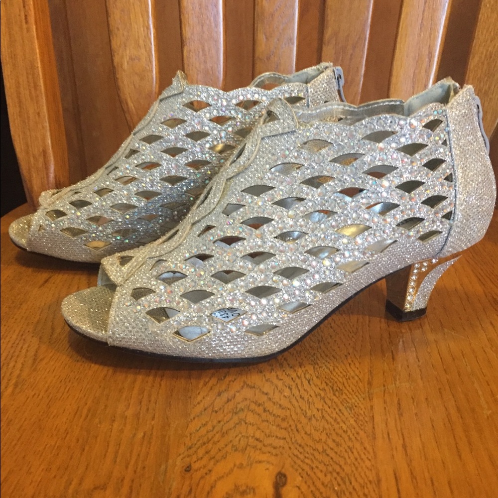 Pierre Dumas Kids Silver Heeled Booties💎